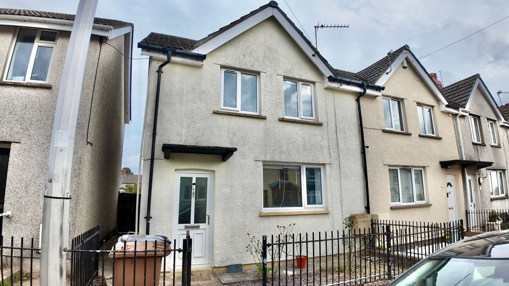 Property photo 1 of 22