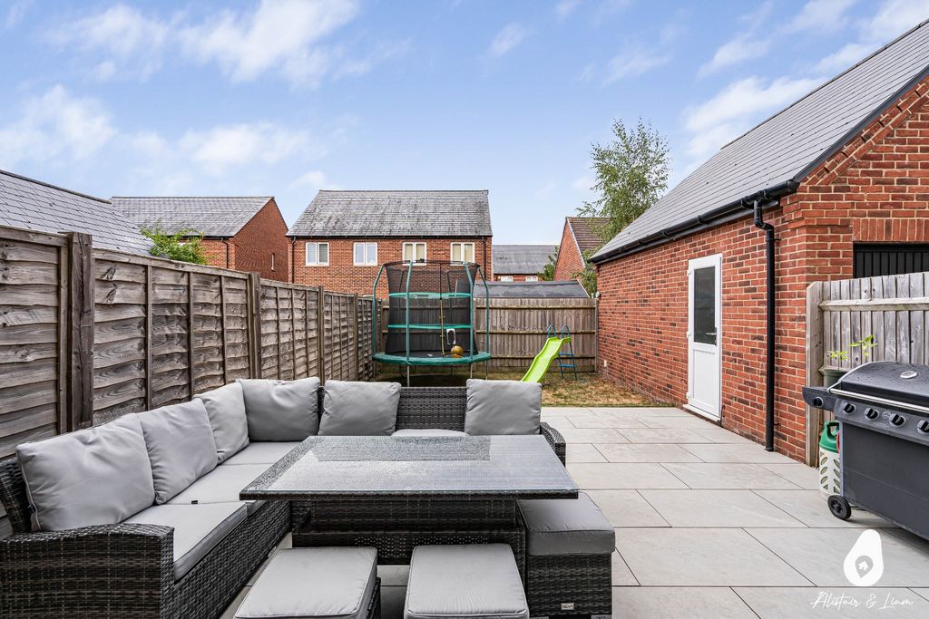 Property photo 3 of 23 5386724