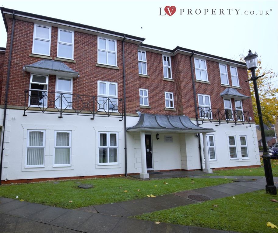 Property photo 1 of 6 Logo'd Front Pic Mariner av.Png