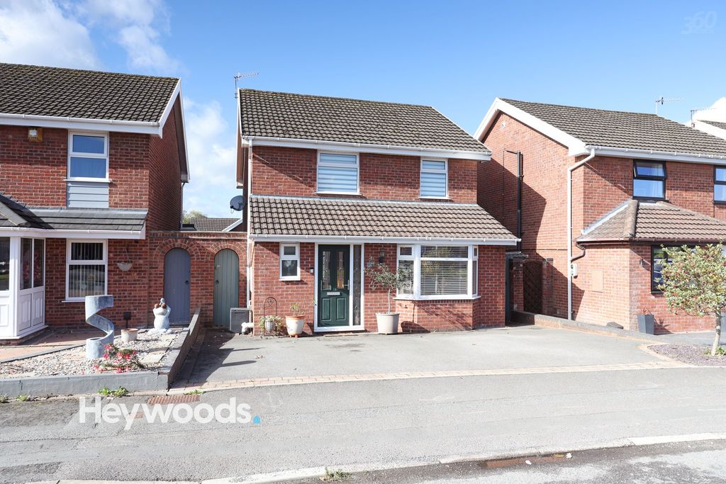 Property photo 1 of 46