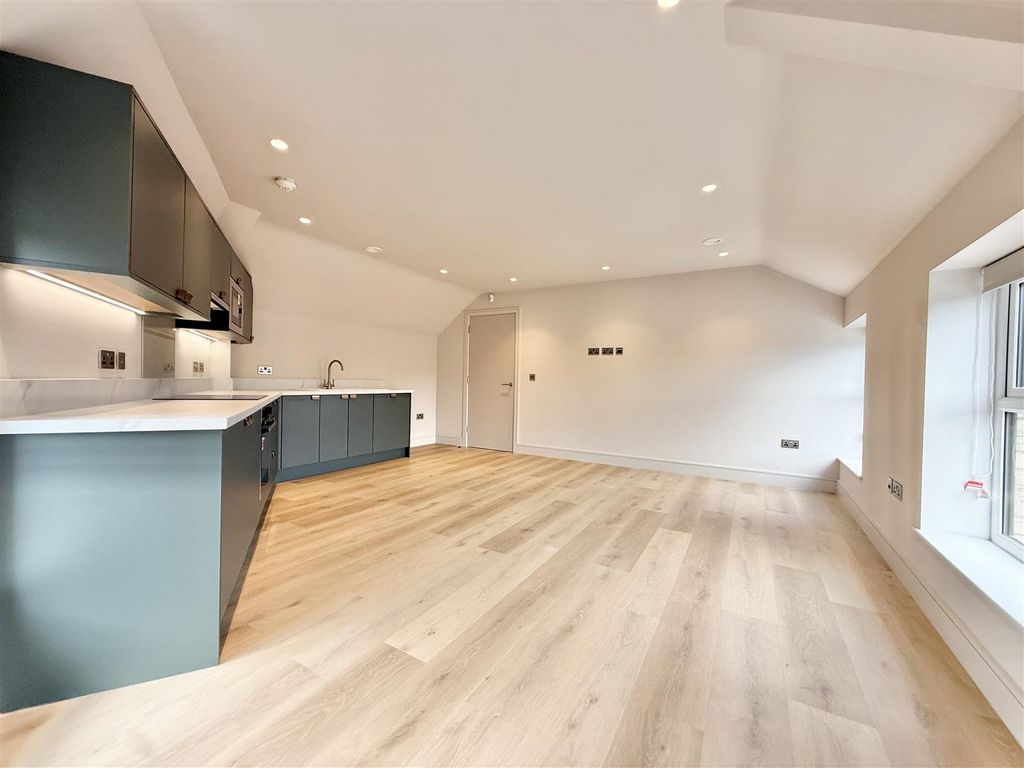 Property photo 3 of 10 Img_2153.Jpg