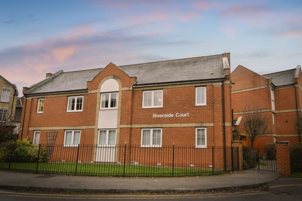 Property photo 1 of 18