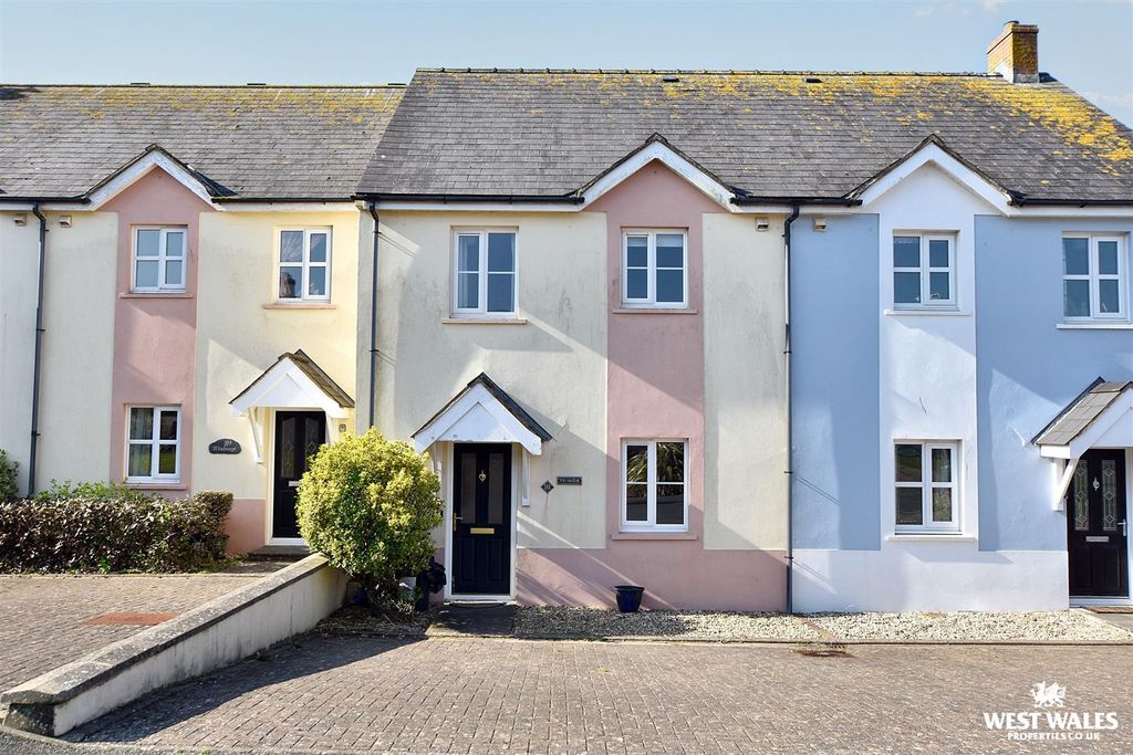 Property photo 1 of 13 16.Jpg