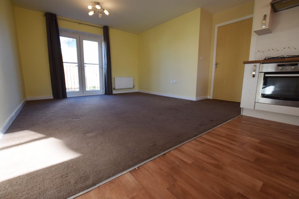 Property photo 3 of 8 Living Room