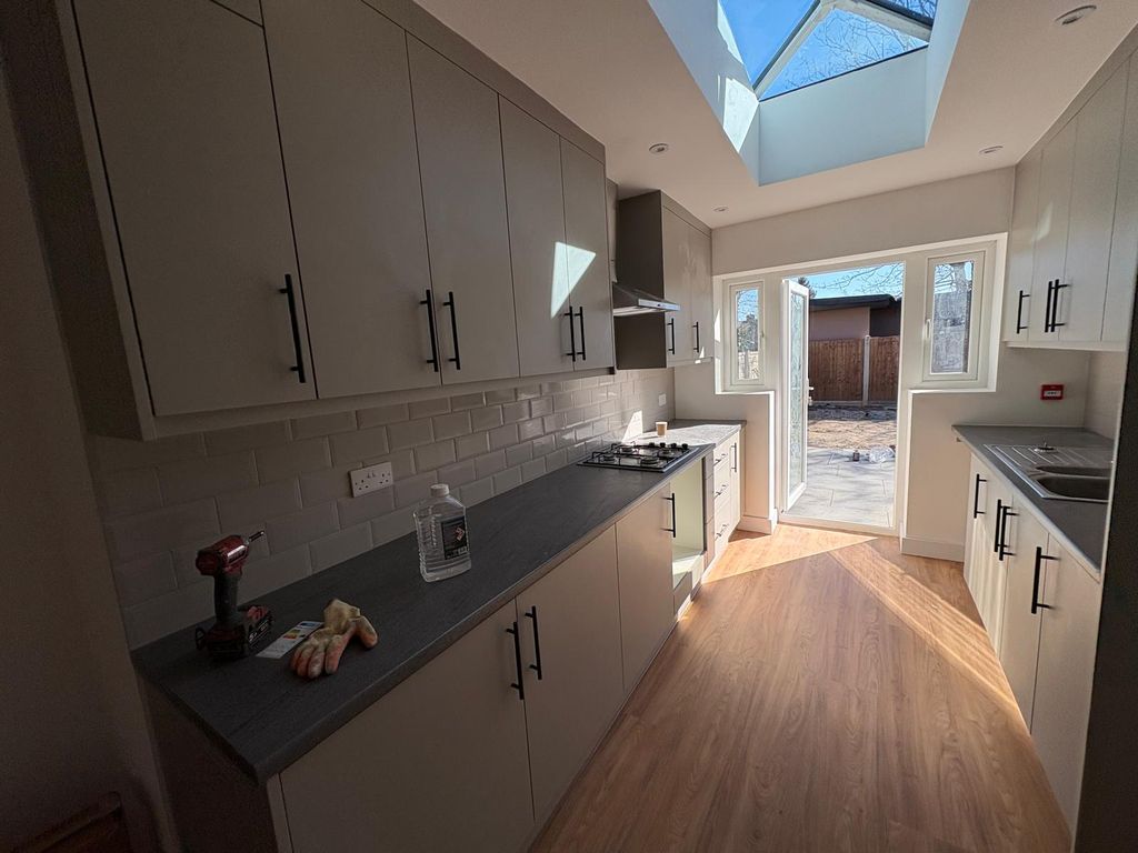 Property photo 3 of 8 Whatsapp Image 2026-03-21 At 3.04.47 Pm