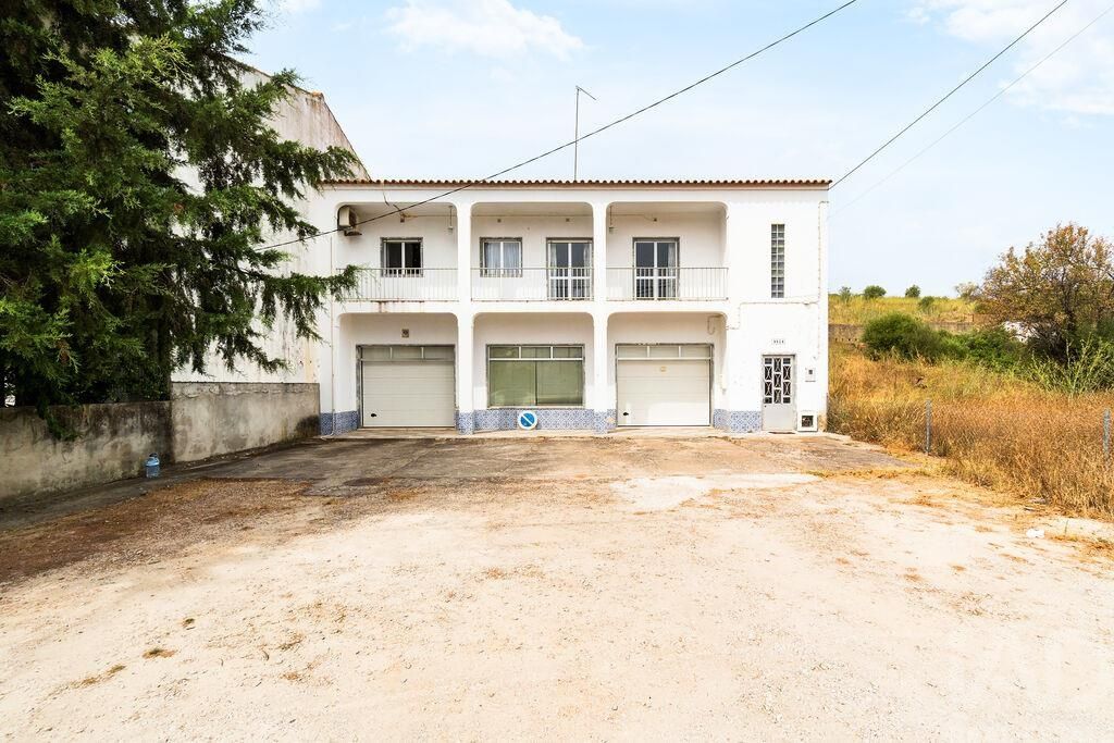 Property photo 1 of 26