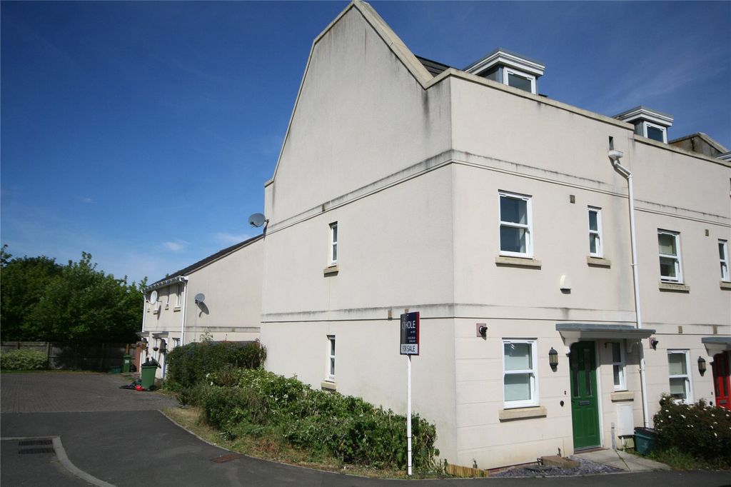 Property photo 2 of 17 Picture No. 31