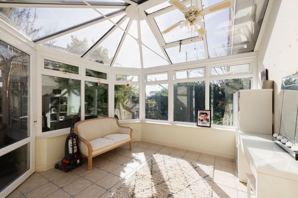 Additional image 19 of 3 bed bungalow for saleBelle Hougue Avenue, Grouville, Jersey JE3