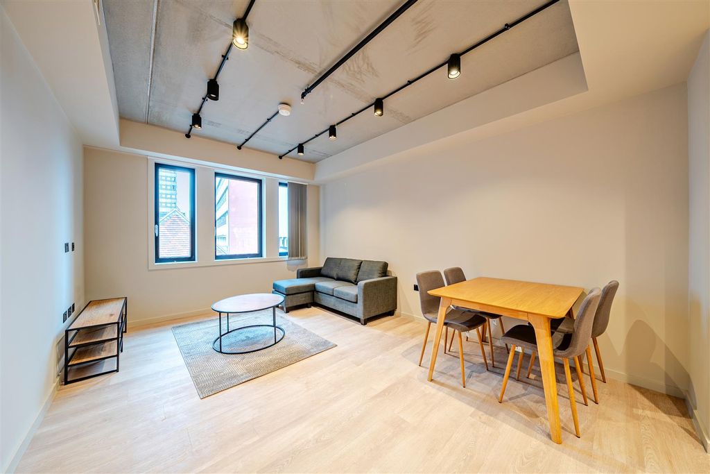 Property photo 1 of 14 1425787-2-69B8768E4669B.Jpg