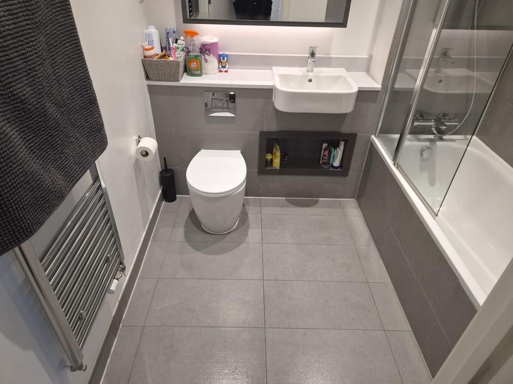 Property photo 3 of 5