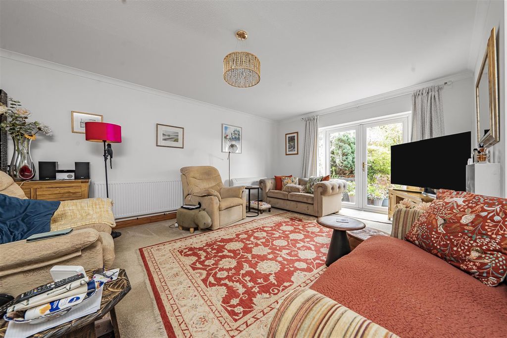 Property photo 2 of 17 Photo Nov 06 2025, 1 47 53 Pm.Jpg