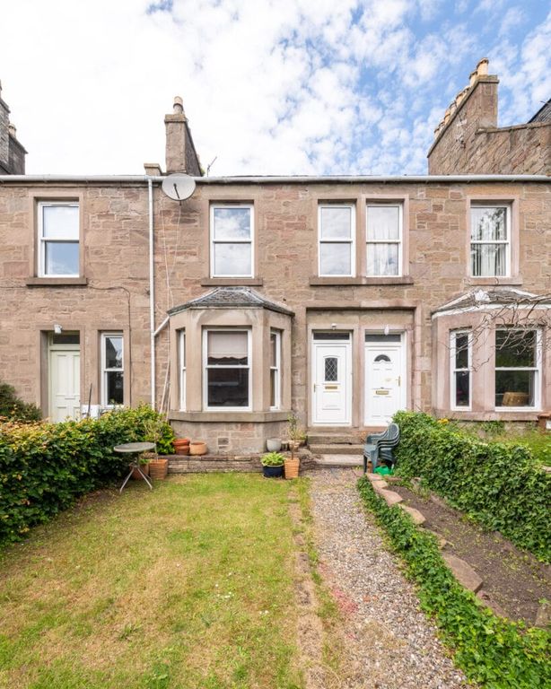 Property photo 1 of 25