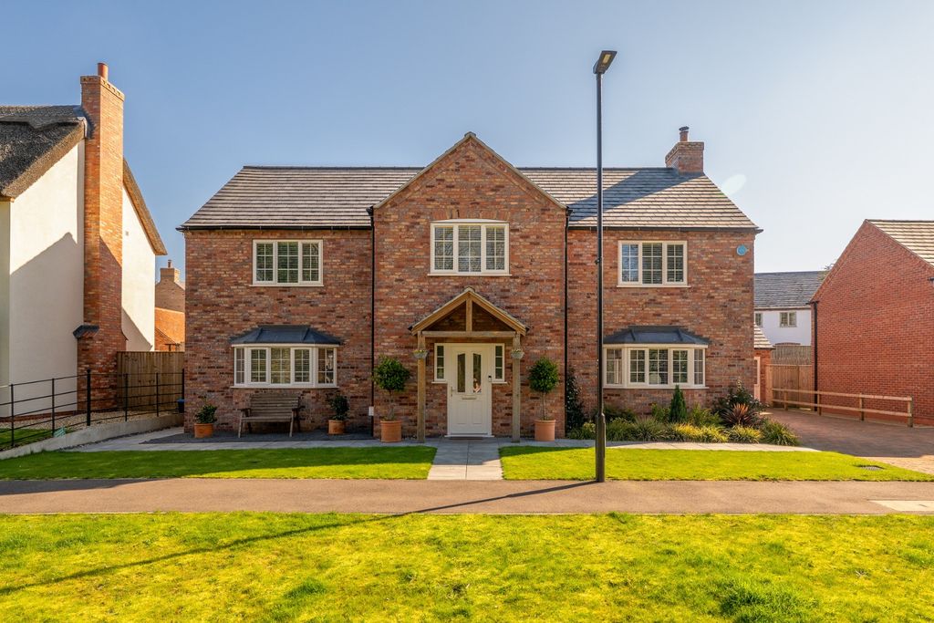 Property photo 1 of 29 4979531