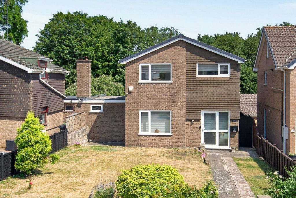 Property photo 1 of 45