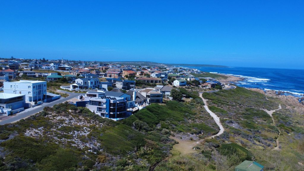 Property photo 3 of 17 1Sw1724450