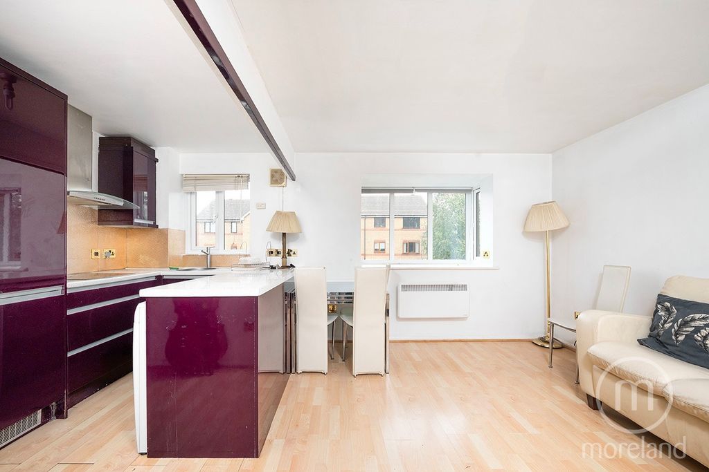 Property photo 3 of 9 5430022