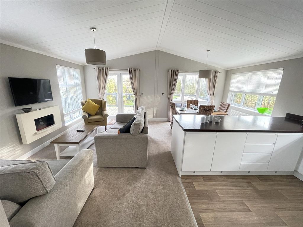 Property photo 2 of 18 Img_5479.Jpeg