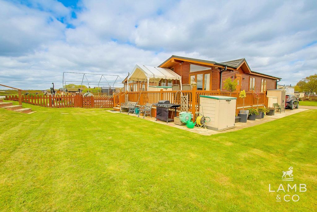 Property photo 1 of 27 Outside