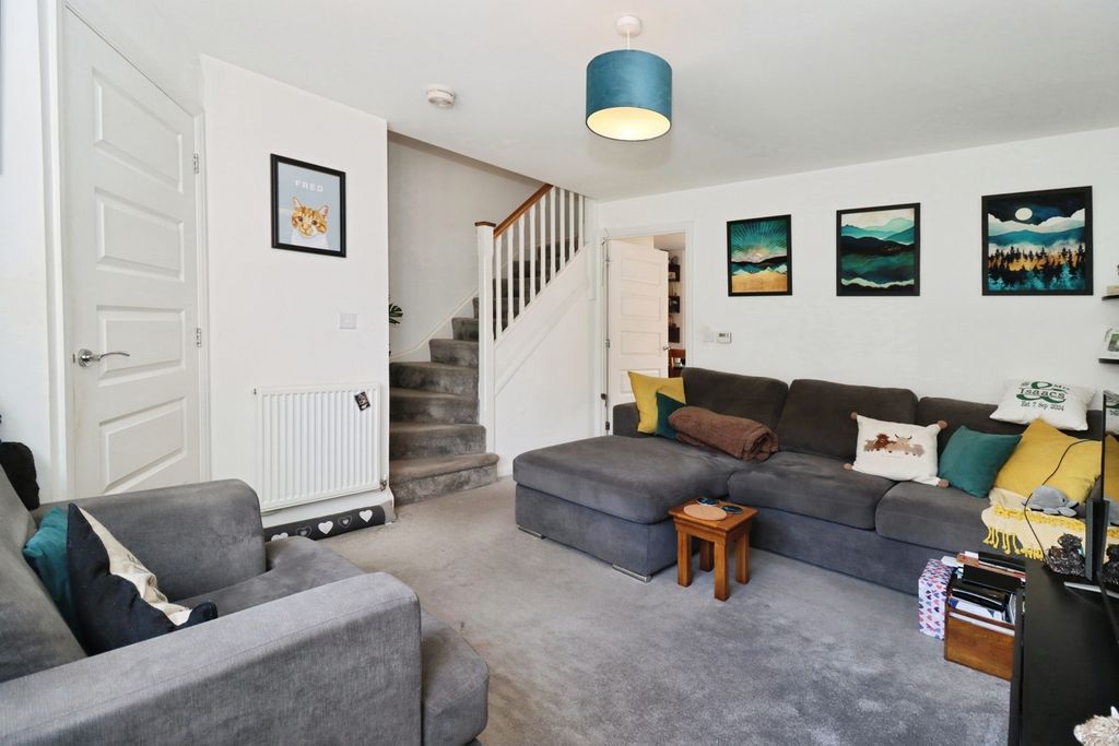 Property photo 2 of 15 Pbox-Img.Jpg