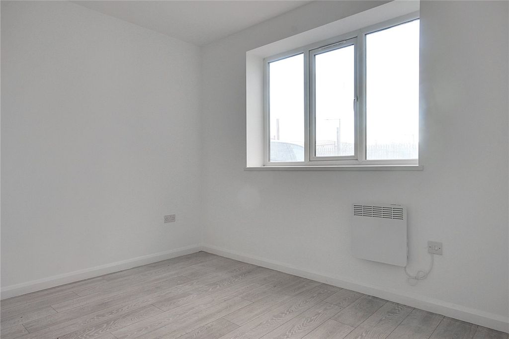 Property photo 3 of 4 Picture No. 03