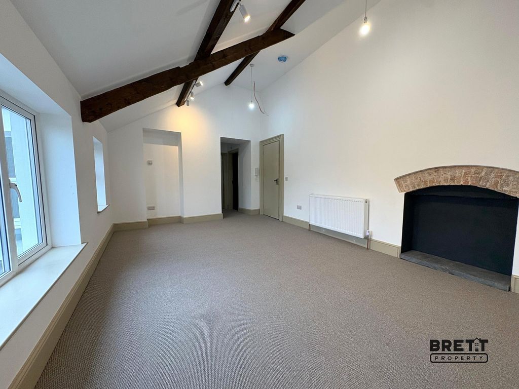 Property photo 1 of 7 Main Image