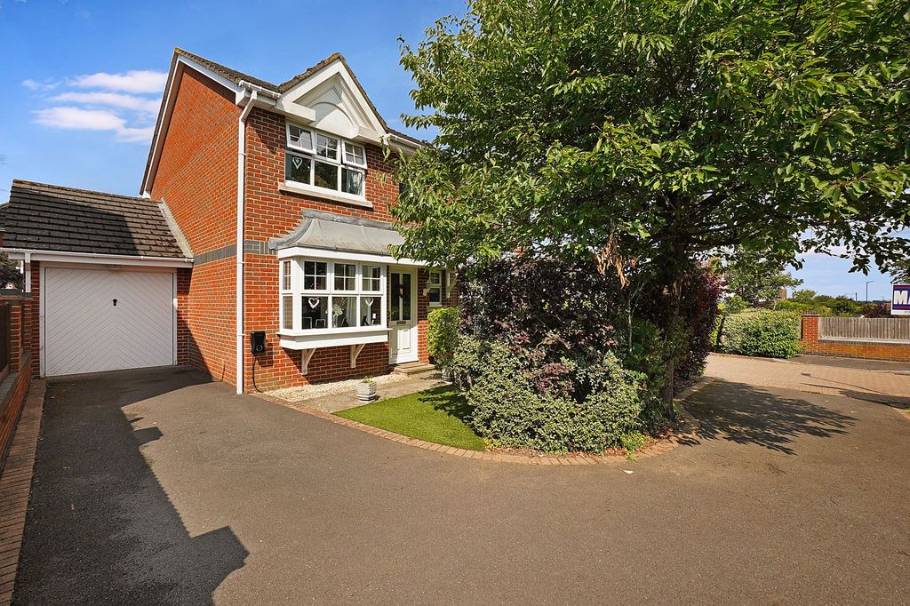 Property photo 1 of 19