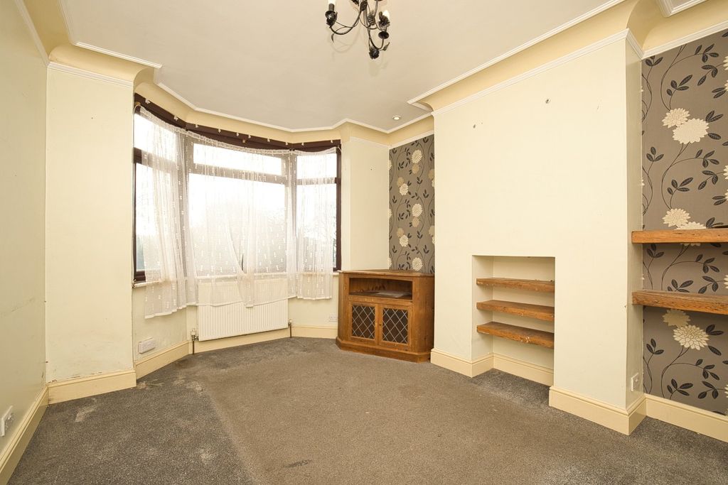 Property photo 2 of 17 Picture 2