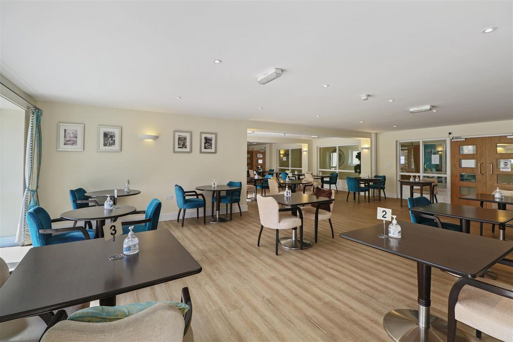 Property photo 2 of 22 3F5c2844-0Aeb-43E0-Acaa-F8Df1B24F069Lemcs - Reshoo