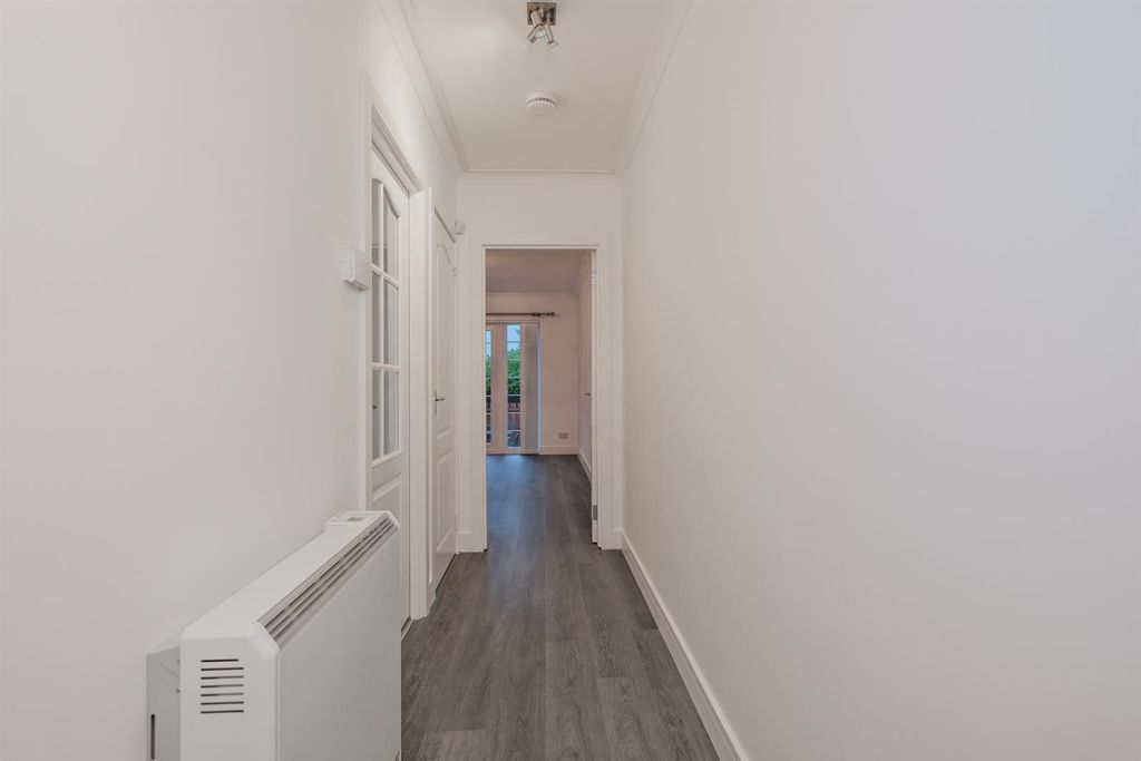Property photo 3 of 36 001-6 St. Andrews Court Carluke ML8 5Sx.Jpg