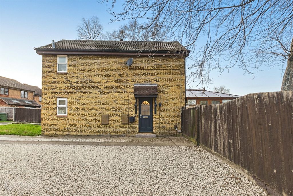 Property photo 1 of 9 Picture No. 22