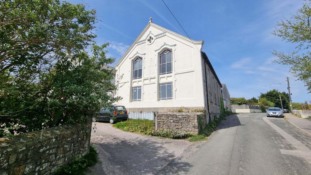 Property photo 1 of 12