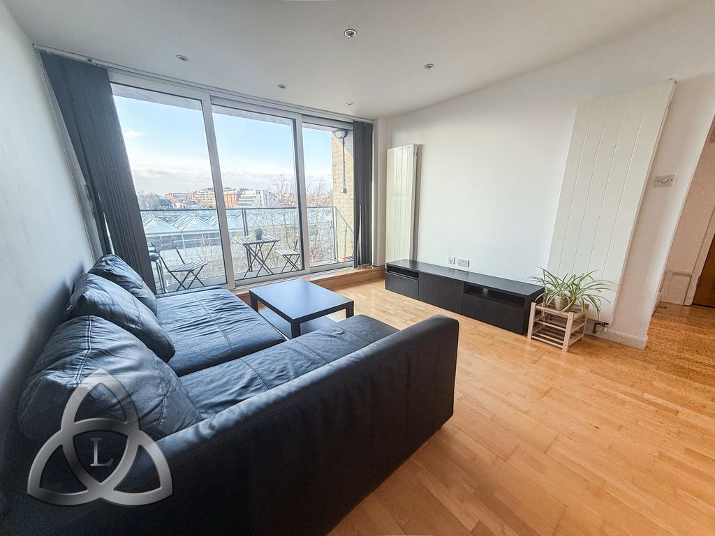 Property photo 1 of 14 Image00027