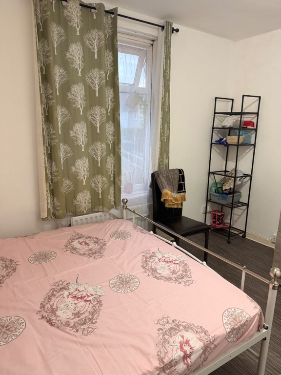 Property photo 1 of 4