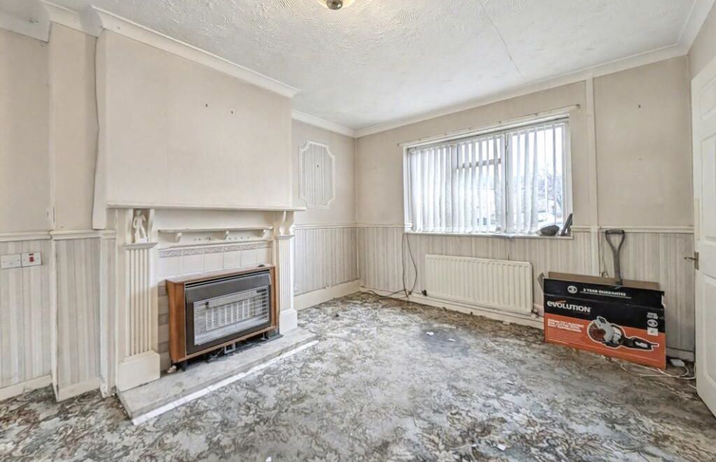 Property photo 3 of 9