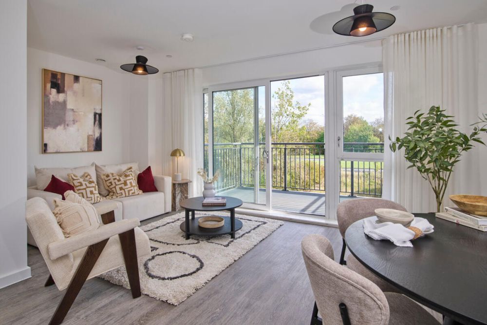 Property photo 2 of 8 339