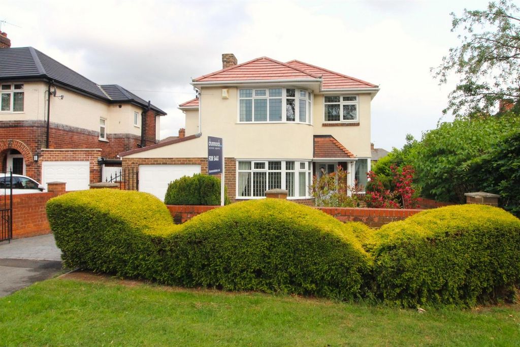 Property photo 1 of 30