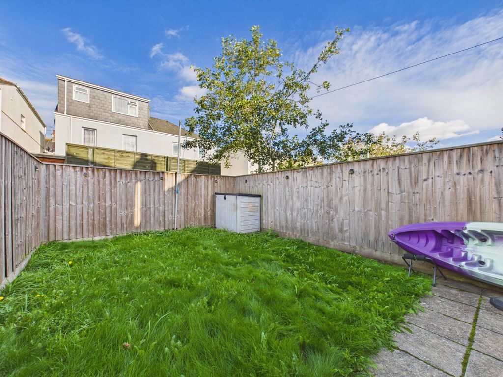 Property photo 2 of 22