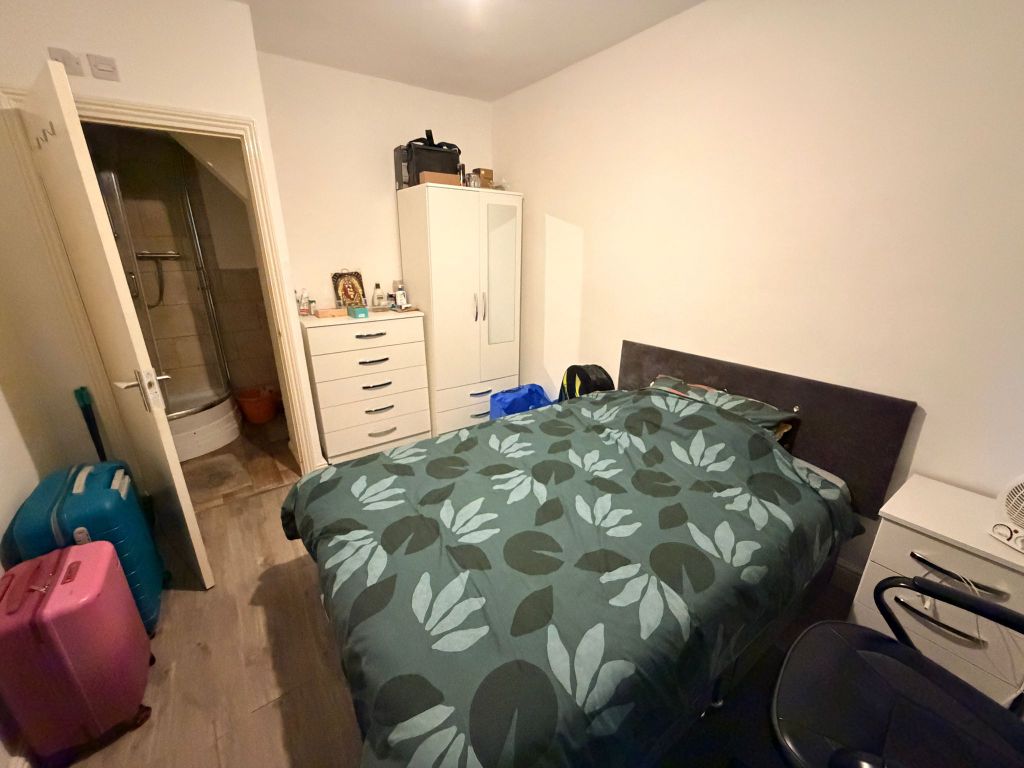 Property photo 3 of 7 Image