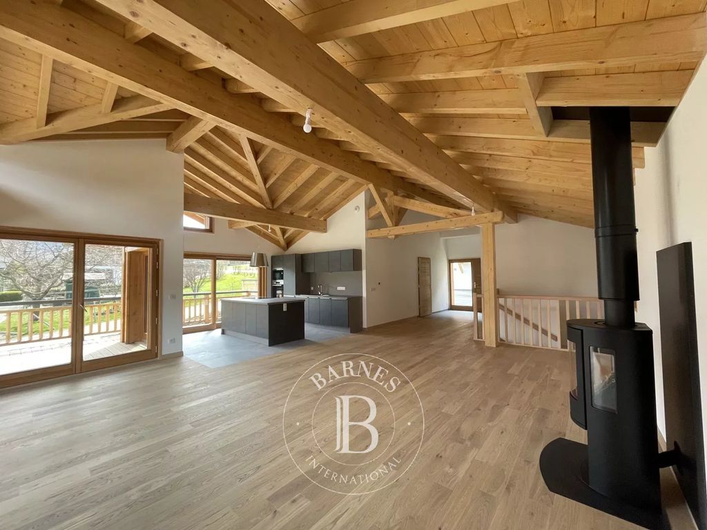 Property photo 3 of 27