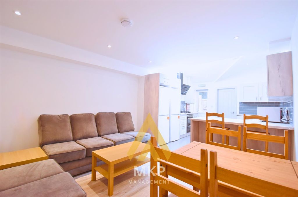 Property photo 3 of 13 3.Png