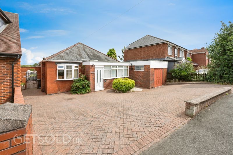 Property photo 1 of 17 Photo 6