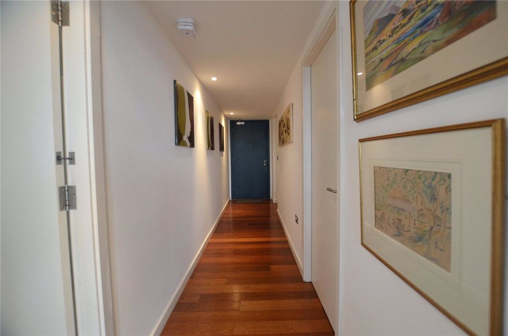 Property photo 2 of 12 Picture No. 09