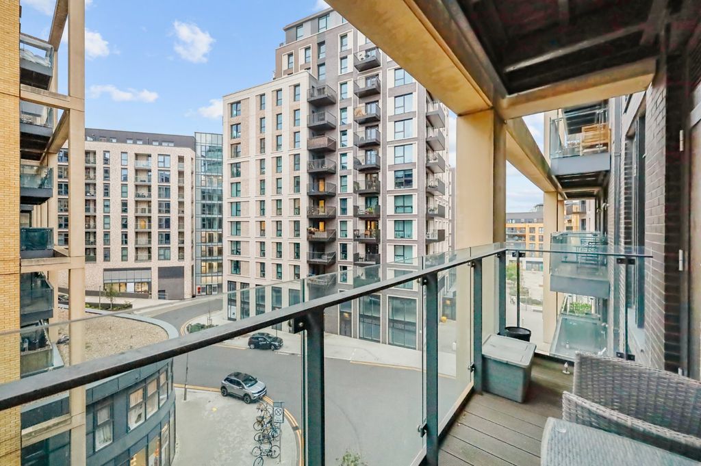 Property photo 1 of 19