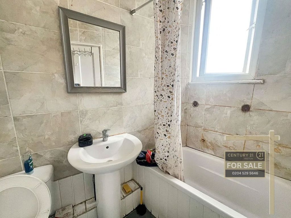 Property photo 2 of 4