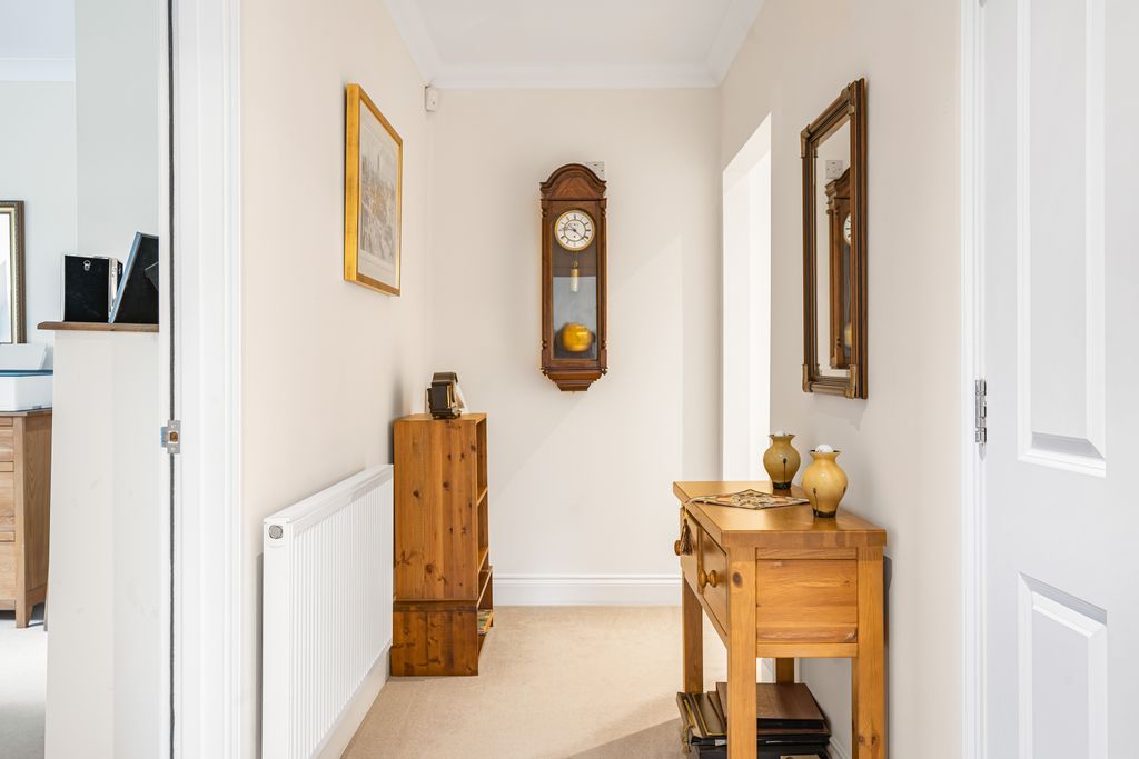 Additional image 9 of 2 bed flat for saleMerritts Meadow, Petersfield, Hampshire GU31