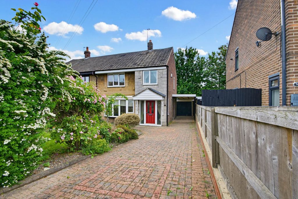Property photo 2 of 29