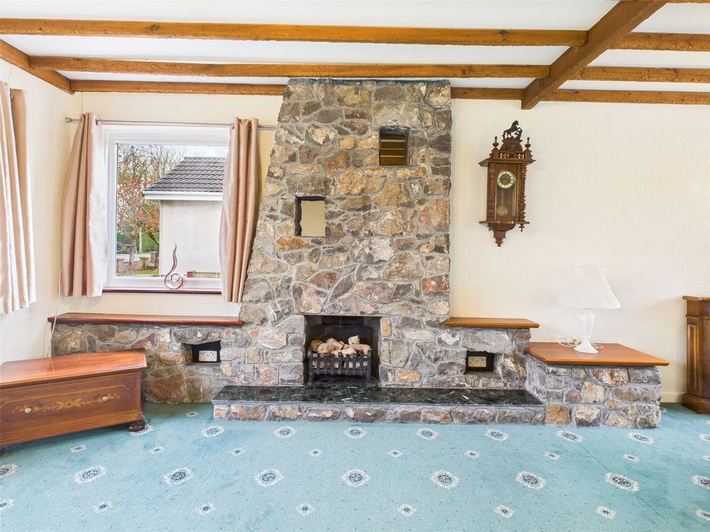 Property photo 2 of 21 Picture No. 10