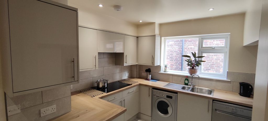 Property photo 1 of 9 Picture No. 02