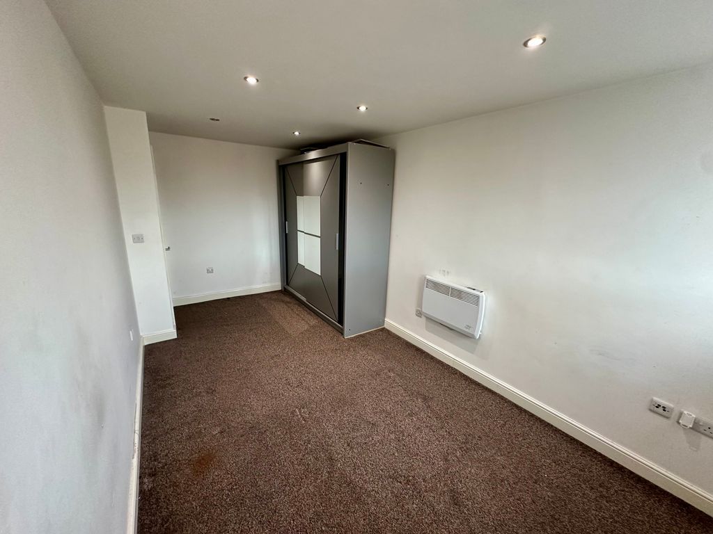 Property photo 3 of 5 Image