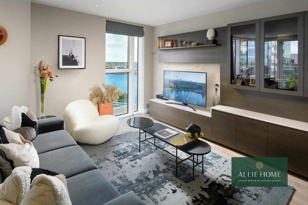 Property photo 1 of 27